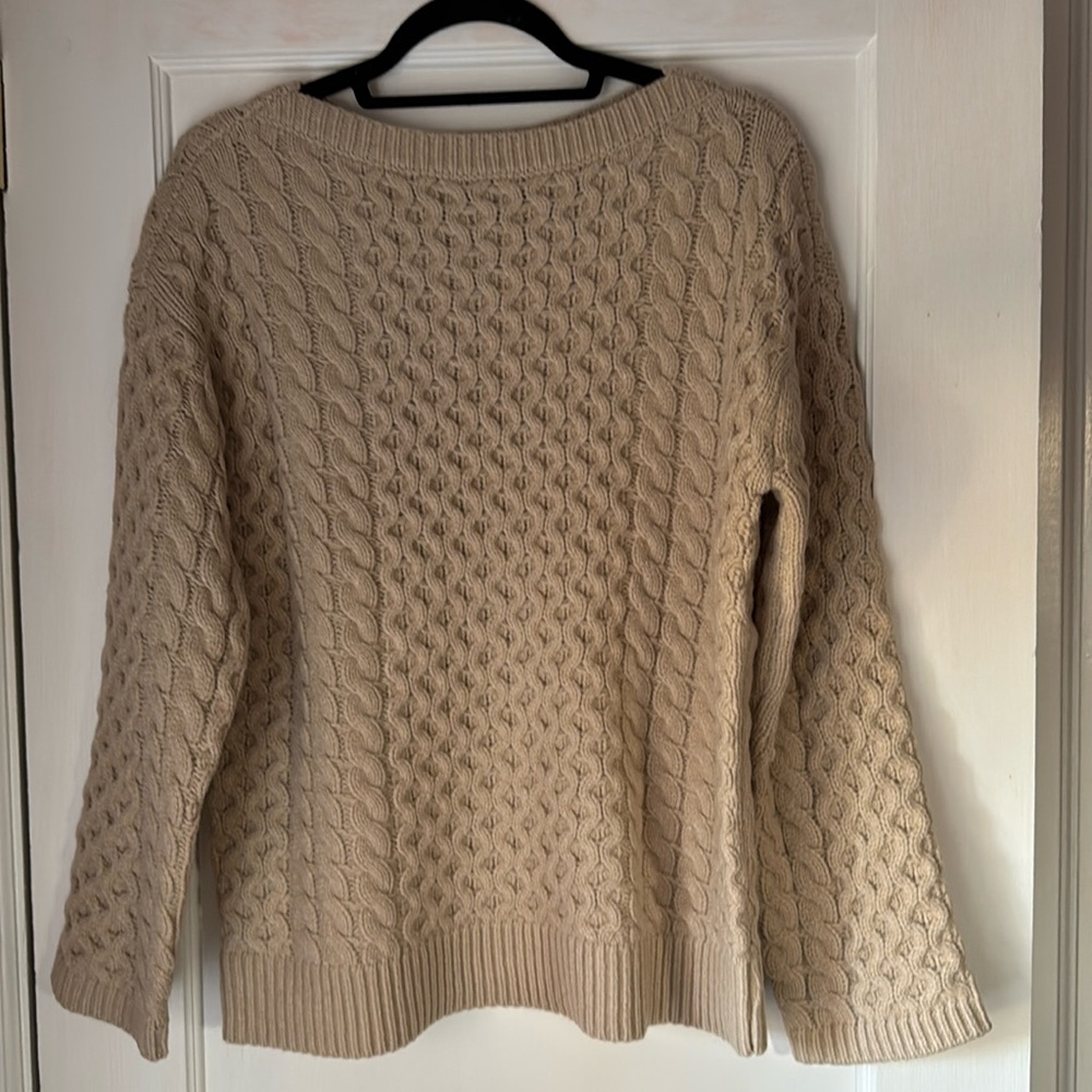 Ann Taylor cable relaxed boatneck tunic sweater.  Toasted oat.  Small